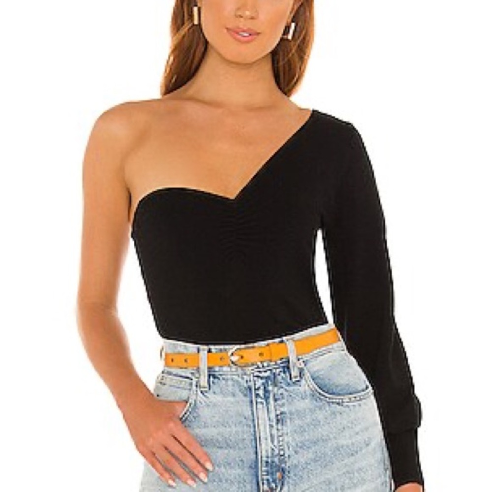 525 Black Sweetheart One Shoulder Sweater